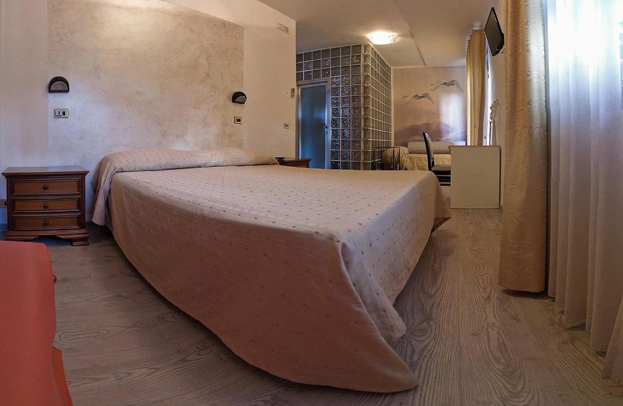Ristorante Albergo Gerardo Di Masi Caposele Exteriér fotografie