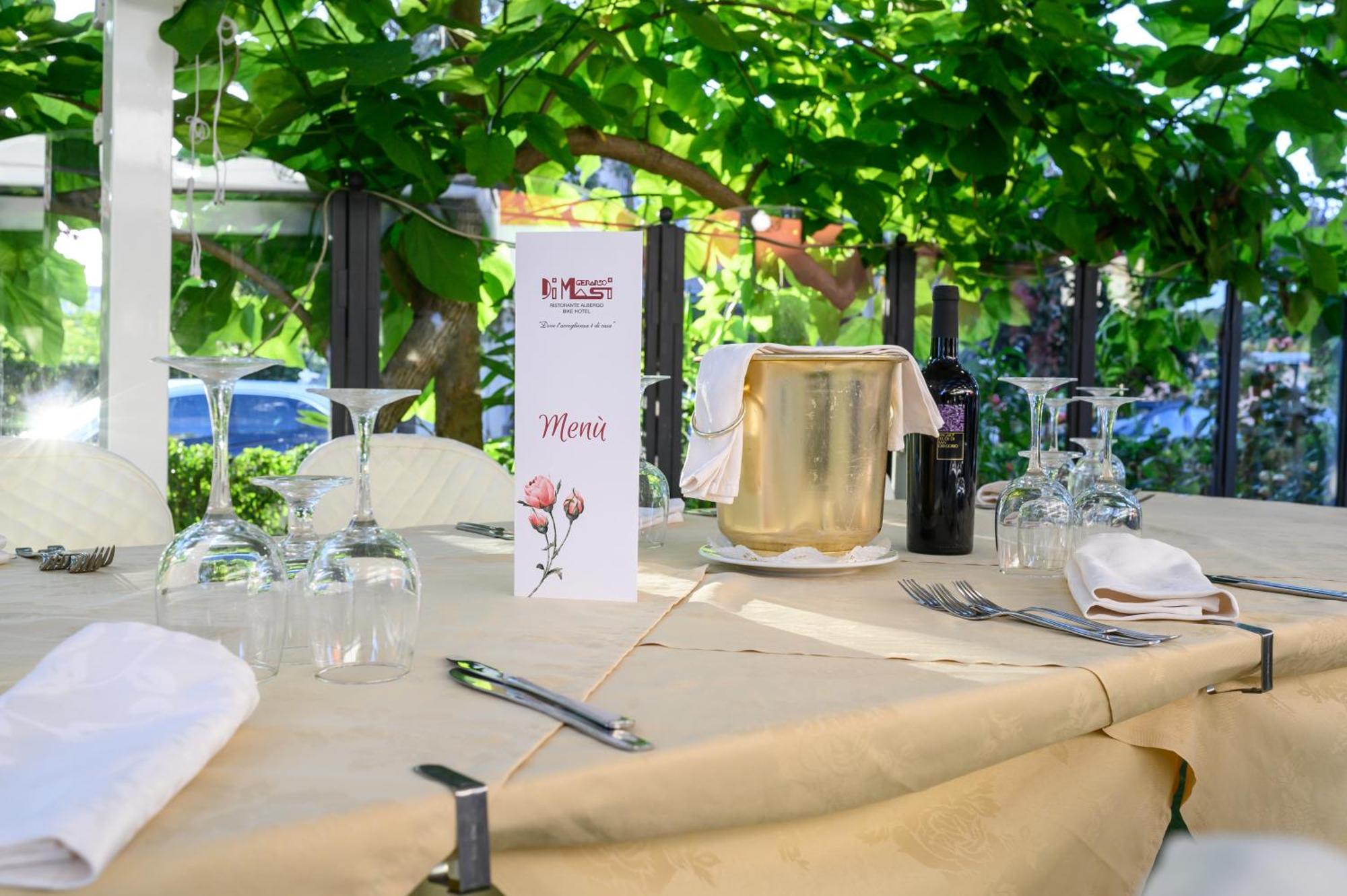 Ristorante Albergo Gerardo Di Masi Caposele Exteriér fotografie