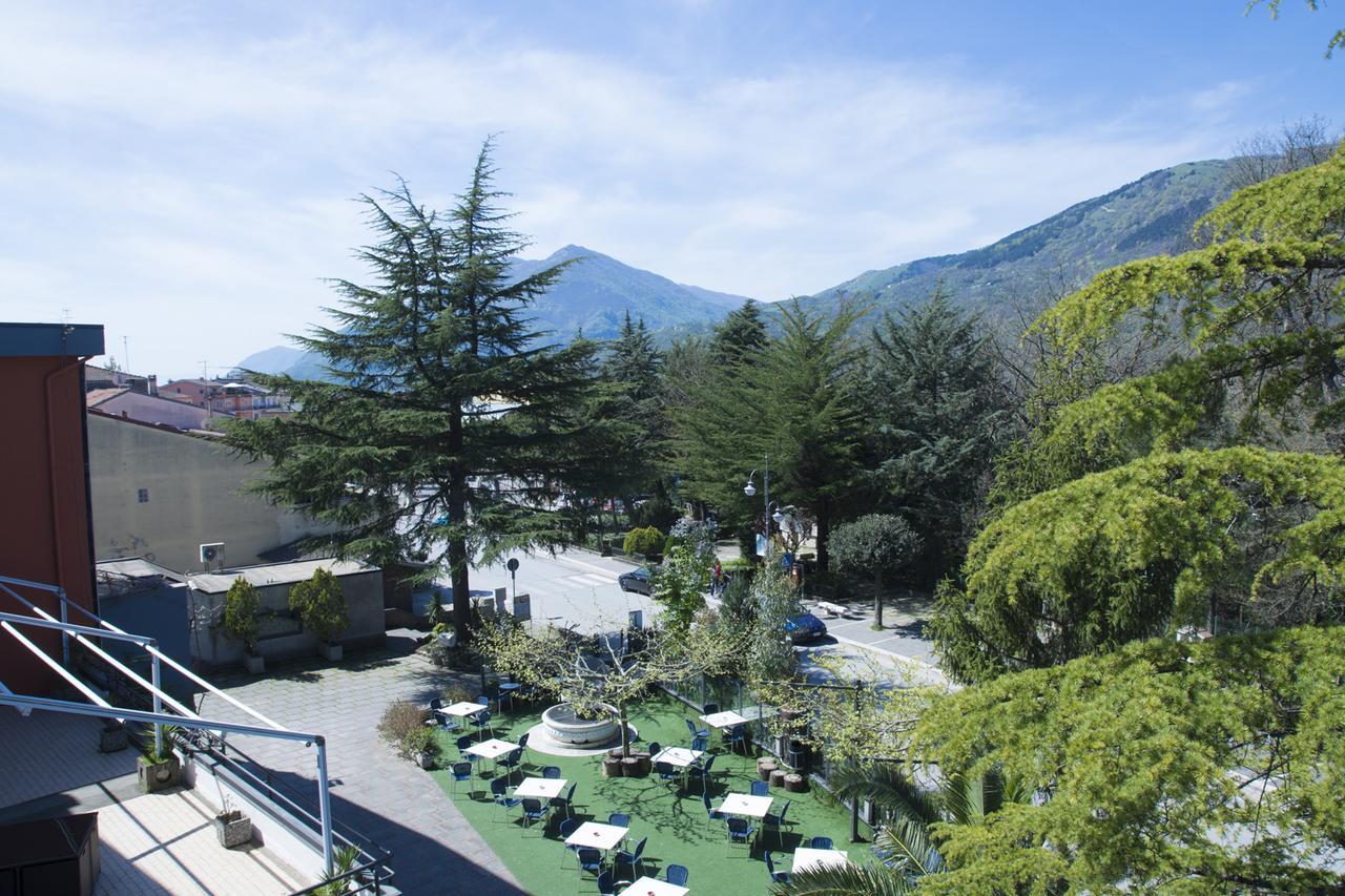 Ristorante Albergo Gerardo Di Masi Caposele Exteriér fotografie