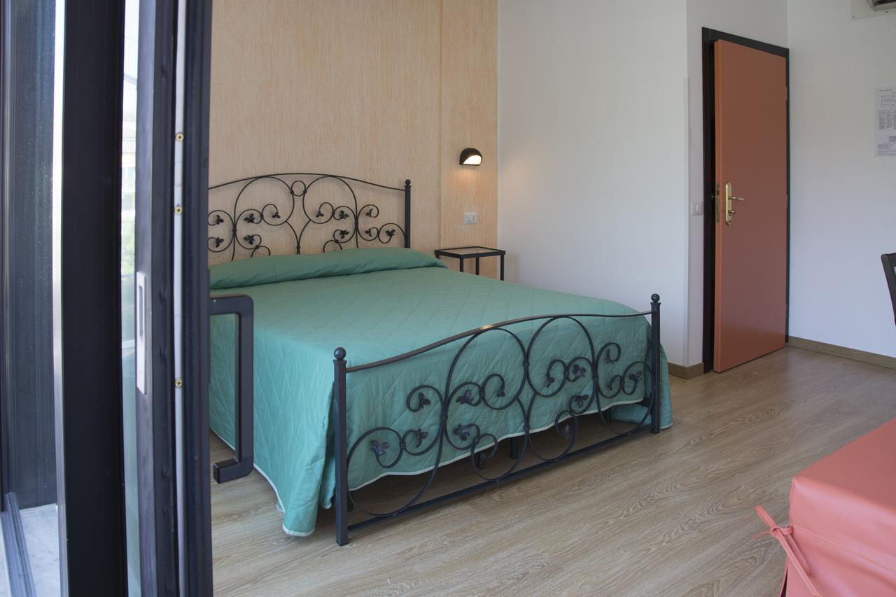 Ristorante Albergo Gerardo Di Masi Caposele Exteriér fotografie