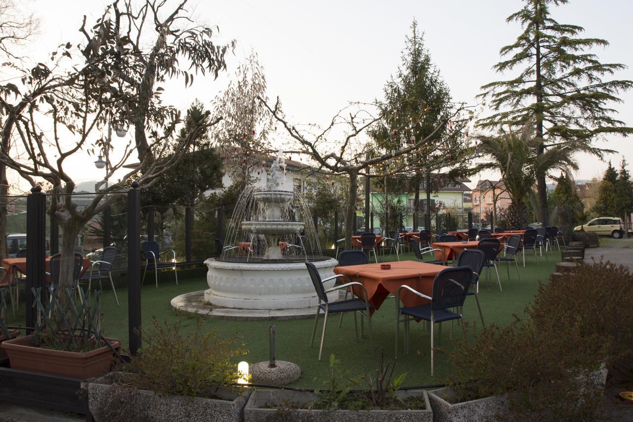 Ristorante Albergo Gerardo Di Masi Caposele Exteriér fotografie
