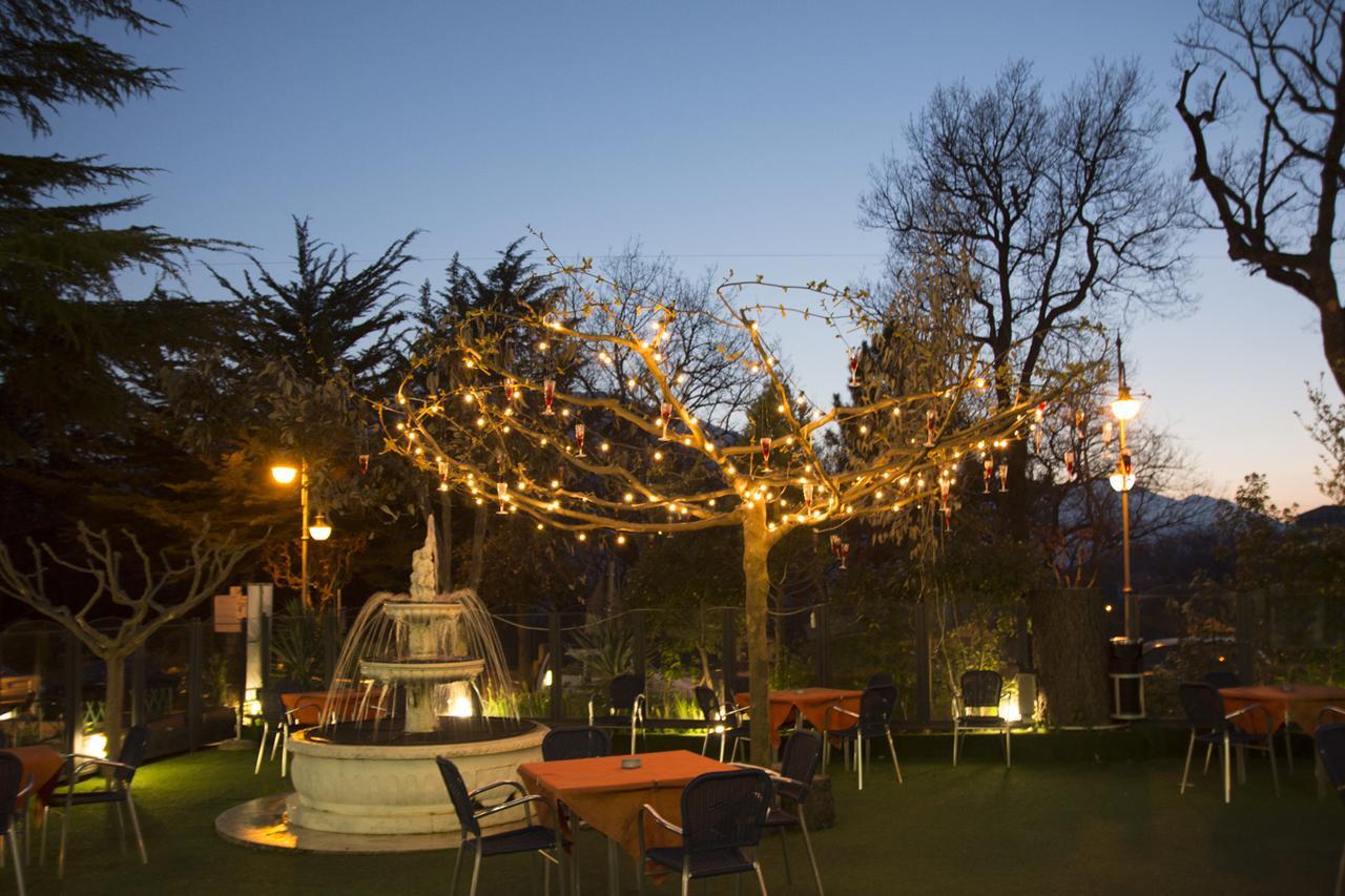 Ristorante Albergo Gerardo Di Masi Caposele Exteriér fotografie